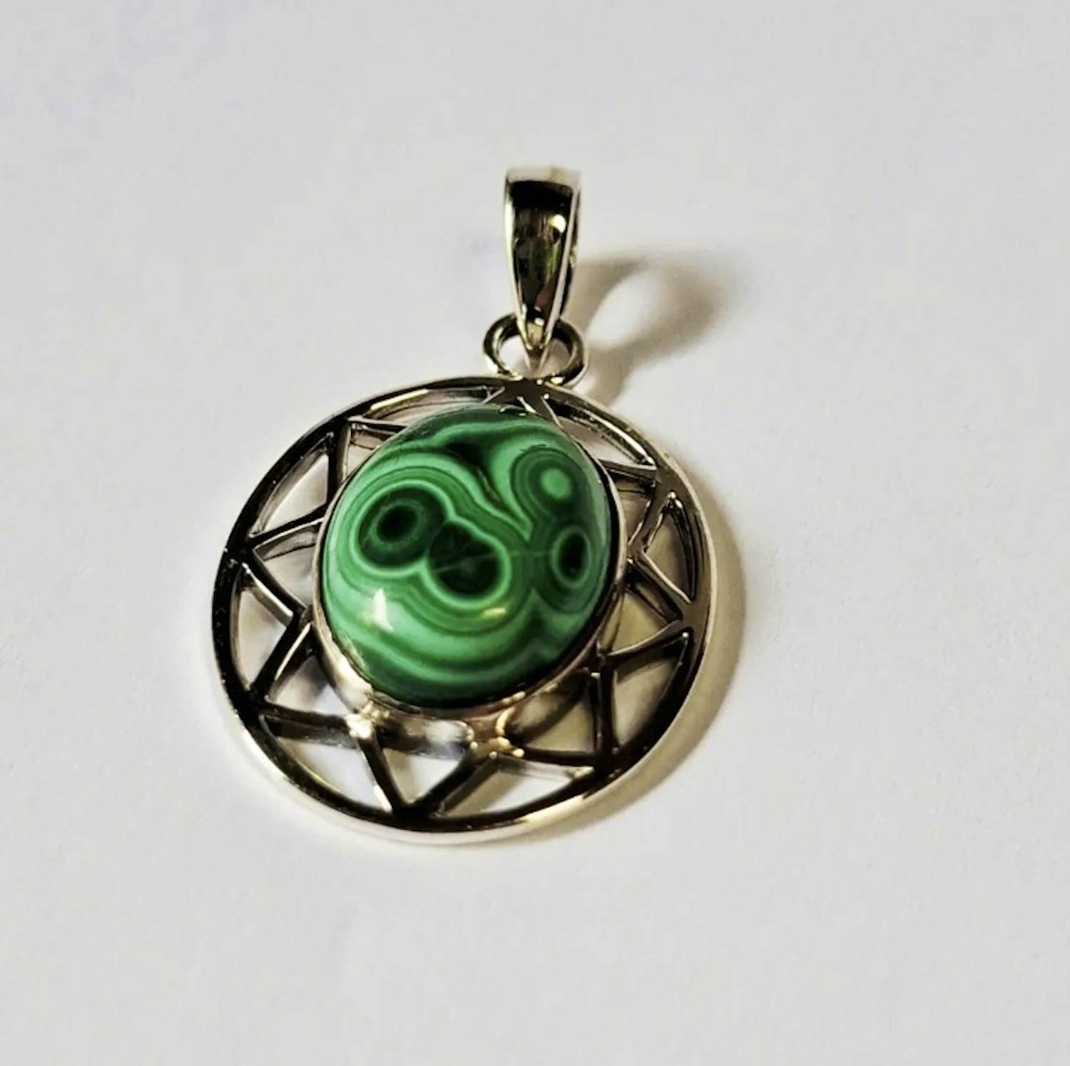 Nieuwe zilveren hanger met malachiet kopen? Bied vanaf 55!