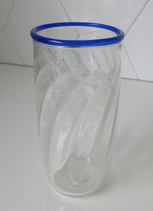 Niet of onleesbaar gesigneerd - Twee Studio Glazen vazen (2) kopen? Bied vanaf 10!