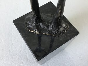 Corry Ammerlaan - “Dank” de Handdruk. Groot beeld 28 cm. kopen? Bied vanaf 1!