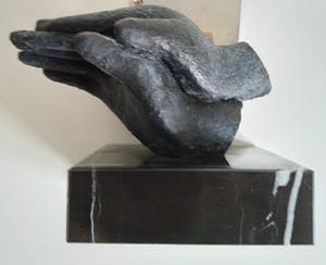 Brons (Onbekend) - prachtig beeld, twee handen, gemengde techniek kopen? Bied vanaf 65!