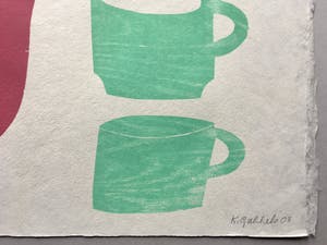 Klaas Gubbels - grote houtdruk 'Rode kan met groene kopjes ’ - 2003 - oplage 55 kopen? Bied vanaf 425!