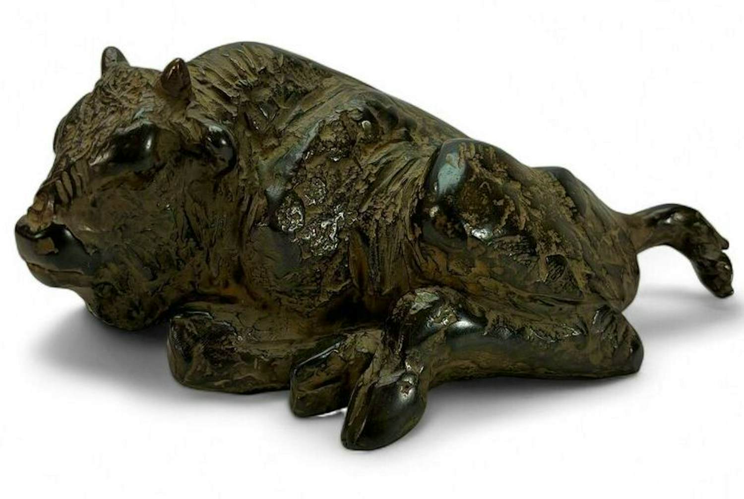 Hetty Heyster - Bronzen sculptuur: een liggende wisent kopen? Bied vanaf 595!