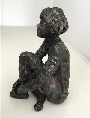 Astrid Veldhuyzen-Koppen - Sculptuur “ In gedachten “ kopen? Bied vanaf 35!