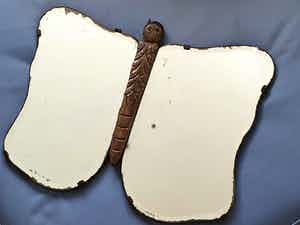 Antieke Vlinderspiegel uit de jaren 30 | Spiegels / Eikenhout | Nederlands verkocht voor € 1!