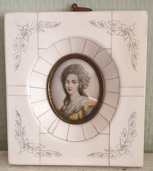 Niet of onleesbaar gesigneerd - Miniatuur portret schildering kopen? Bied vanaf 1!