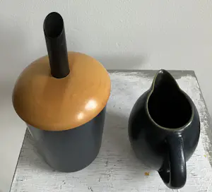 Höganäs Keramik - Suiker dispenser en kannetje kopen? Bied vanaf 20!