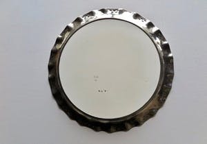 Niet of onleesbaar gesigneerd - Art deco Dienblad - Fraai uitgesneden Sierrand en Floraal decor kopen? Bied vanaf 1!