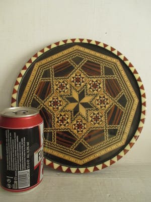 Curiosa - Twee intarsia dienbladen kopen? Bied vanaf 1!