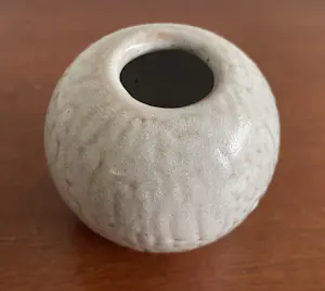 Klaas Mobach - Art Deco wit miniatuur vaasje kopen? Bied vanaf 25!