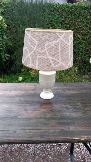 Wedgwood - 2 lampvoet met kap kopen? Bied vanaf 95!