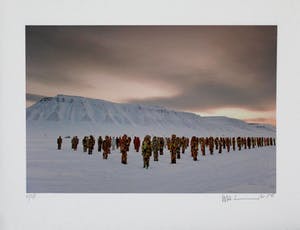 HA Schult - Handgesigneerde giclée: Trash People (Spitsbergen) kopen? Bied vanaf 149!