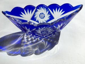 Niet of onleesbaar gesigneerd - Boheems kobaltblauw glasobject kopen? Bied vanaf 1!