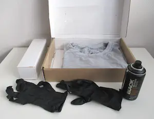 Banksy - 'Keep Laughing' Stencil Kit kopen? Bied vanaf 100!