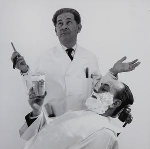 Paul Huf - C-print, Vaasje bij kapper kopen? Bied vanaf 1!