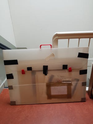 Niet of onleesbaar gesigneerd - 2 grote mappen met veel (studie) materiaal van onbekende kunstenaar. kopen? Bied vanaf 1!