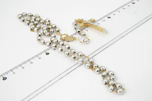 Fraai Italiaans 18 karaats Bi-Color Rozenkrans & Madonna collier - GROOT! kopen? Bied vanaf 860!