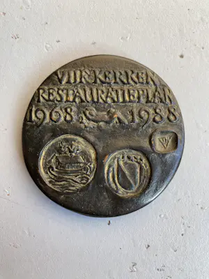 Theo van de Vathorst - Penning “Vijf Kerken Restauratieplan Utrecht 1968–1988” kopen? Bied vanaf 25!