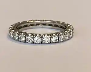AcheterPlatina  alliance ring met diamanten ca 1,40 crt? Enchérissez de 1200!