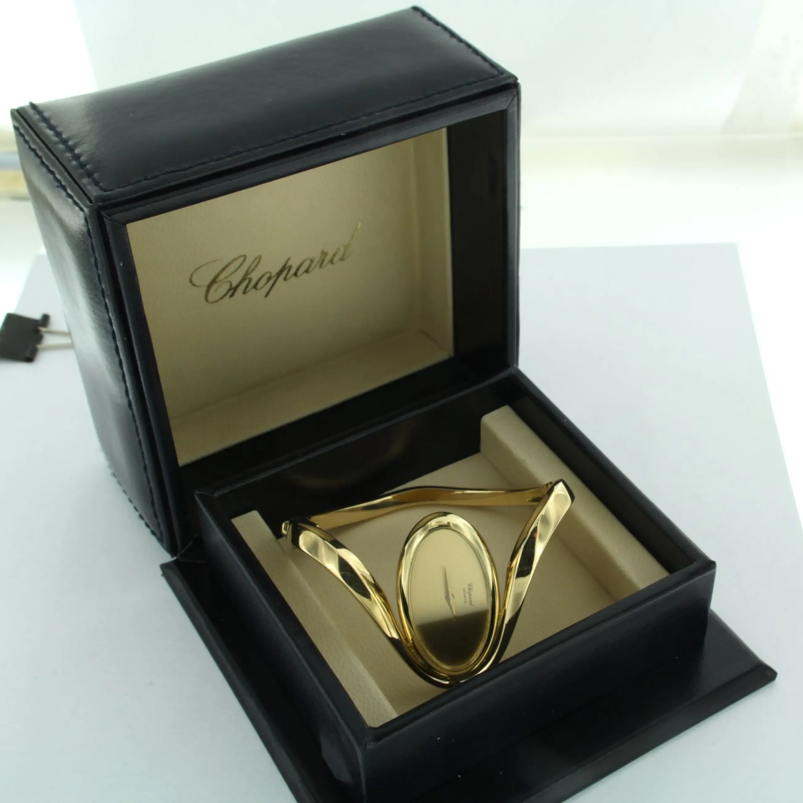 Danish Design Pure Tiara IV65Q1277 - Dameshorloge Bicolor Met Ronde Gouden Kast O 30 Mm Danish Design Pure Tiara IV65Q1277 - Dameshorloge Bicolor Met Ronde Gouden Kast O 30 Mm