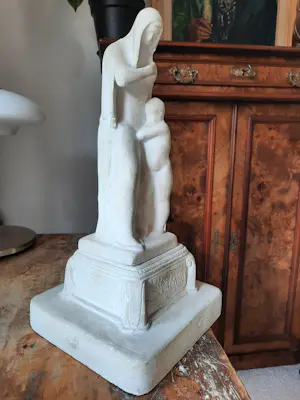 Frits van Hall - Gipsen monument op schaal. kaufen? Bieten Sie von 300!