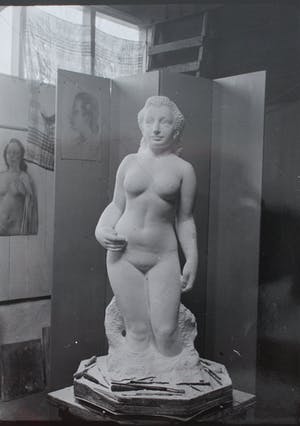 Eva Besnyo - Foto: beeld naakt van John Raedecker - gestempeld op achterzijde kopen? Bied vanaf 49!