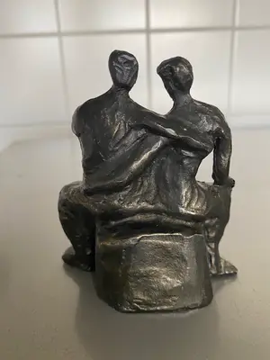 Niet of onleesbaar gesigneerd - schouder aan schouder kopen? Bied vanaf 1!