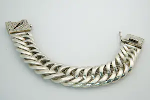 21 - MASSIEF (100+gr) 1e Gehalte Zilveren  Buddha to Buddha armband kopen? Bied vanaf 180!