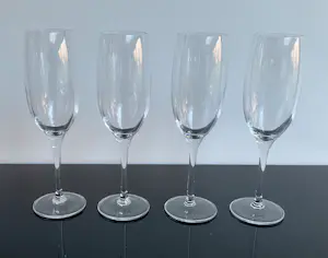 Alessi - JM 14 T DIENBLAD MET VIER CHAMPAGNE GLAZEN kopen? Bied vanaf 55!