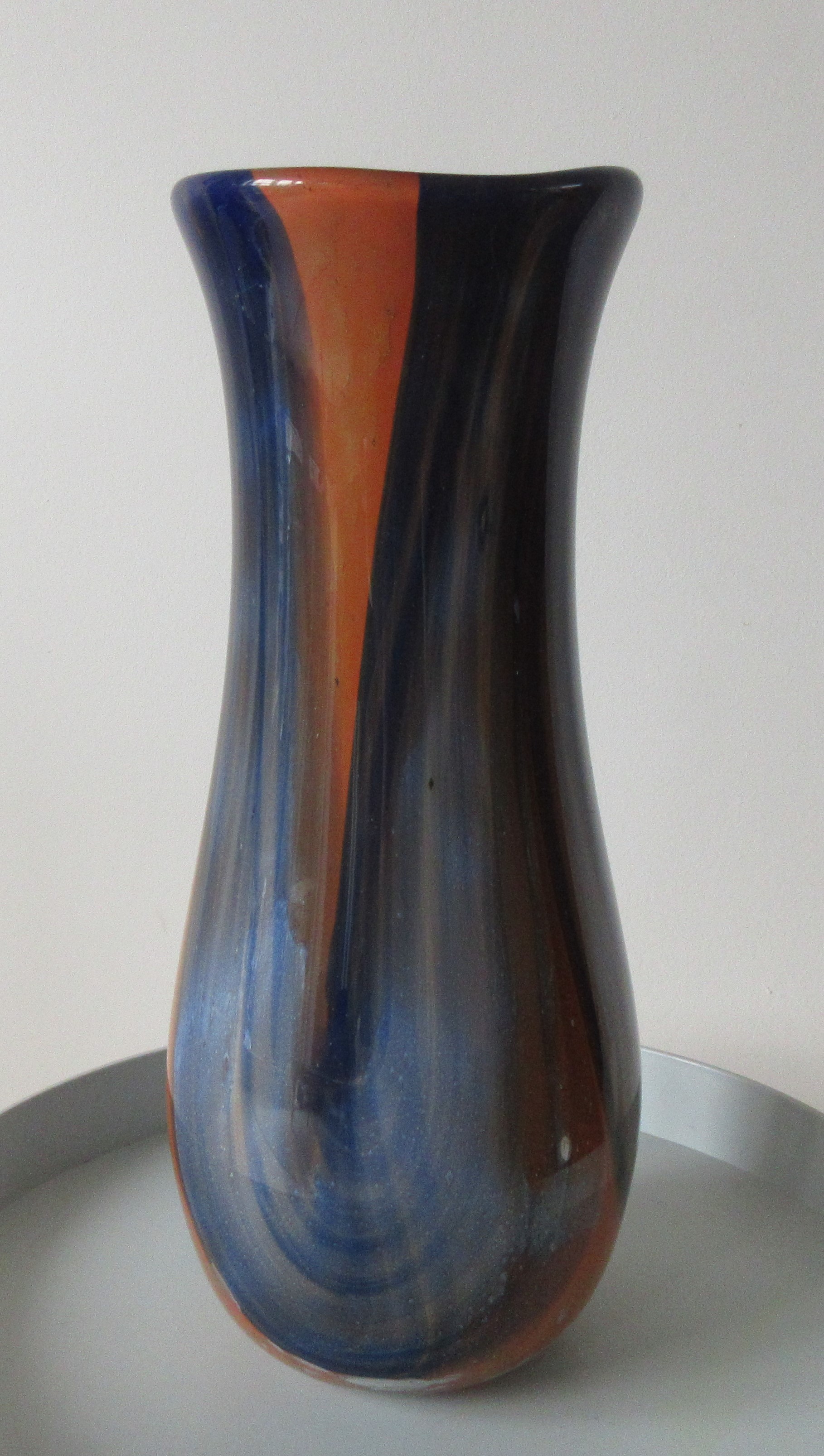 Niet of onleesbaar gesigneerd - Grote studio glazen vaas gesigneerd en gedateerd 2002 kopen? Bied vanaf 1!