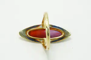 16 - 14 karaats geelgouden vintage markiesvormige ring met ovalen carneool kopen? Bied vanaf 210!