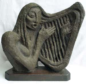 Klaas Pijlman - Chamotte / Aardewerk – “Harpspeelster” – 1972 verkocht voor € 40!