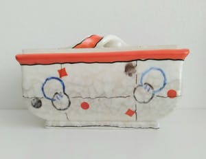 Niet of onleesbaar gesigneerd - Art Deco, keramiek, bewaardoos uit ca 1920 kopen? Bied vanaf 1!