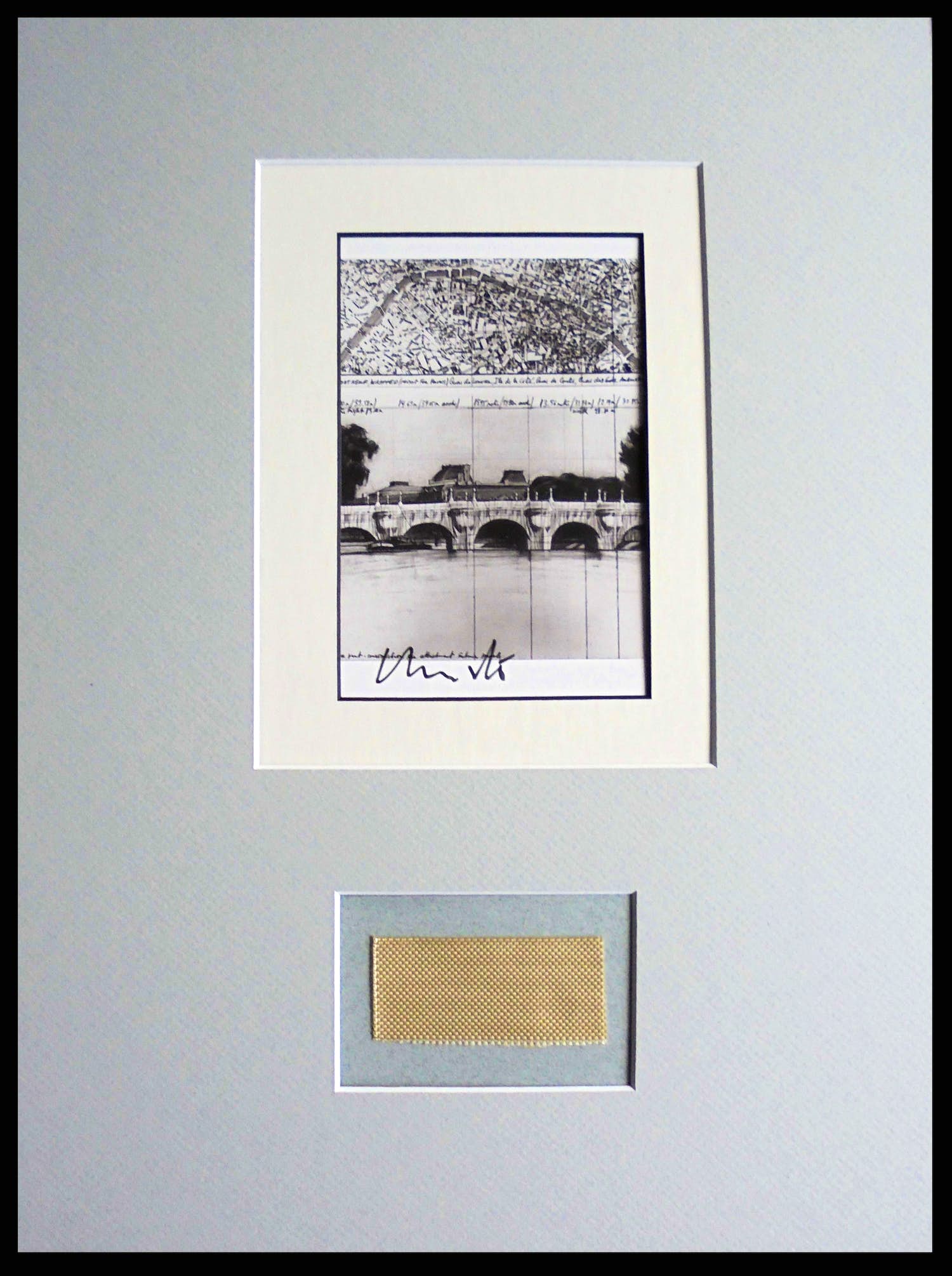 Christo - Project " Pont Neuf wrapped " 1983 - inc. original stofmonster - handgesigneerd kopen? Bied vanaf 139!