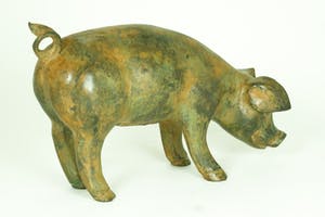 Pierre Chenet - Twee bronzen biggetjes kopen? Bied vanaf 319!