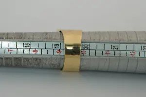 16- Vrijwel nieuwe en relatief zware (10-gr) 14krt gouden letter ring - D kopen? Bied vanaf 400!