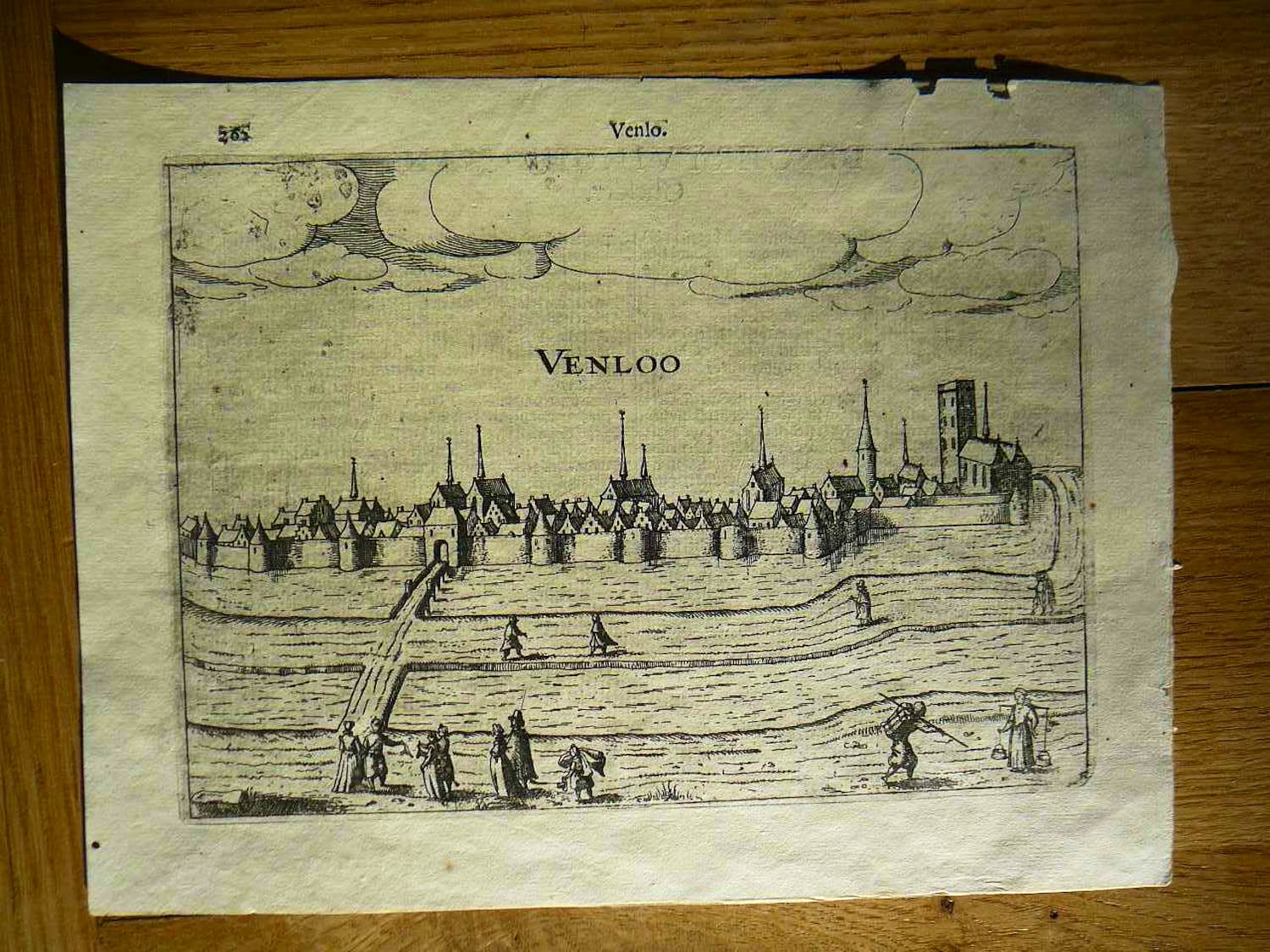 Ludovico Guicciardini - Venlo gezien vanaf de Maas gravure verkocht voor € 75!