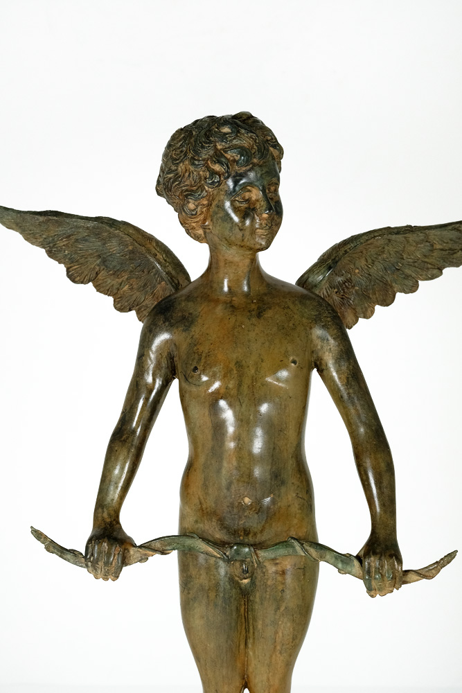 Pierre Chenet - Bronzen sculptuur van engel met boog (cupido) kopen? Bied vanaf 349!
