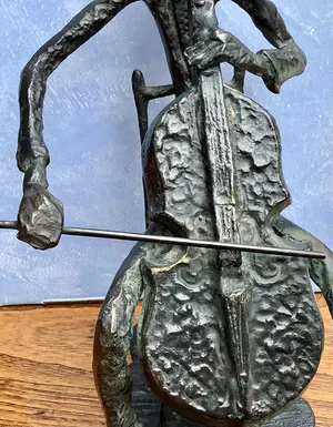 Brons (Onbekend) - Cello speler kopen? Bied vanaf 200!