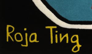 Roja Ting - Scheerwollen (wand)kleed, Three Faces (Zeer groot) kopen? Bied vanaf 500!