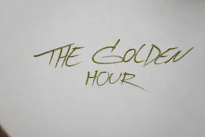 Parscha Mirghawameddin - The Golden Hour kopen? Bied vanaf 150!