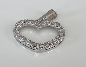 18 kt Witgoudem hanger met zirkonia kopen? Bied vanaf 160!