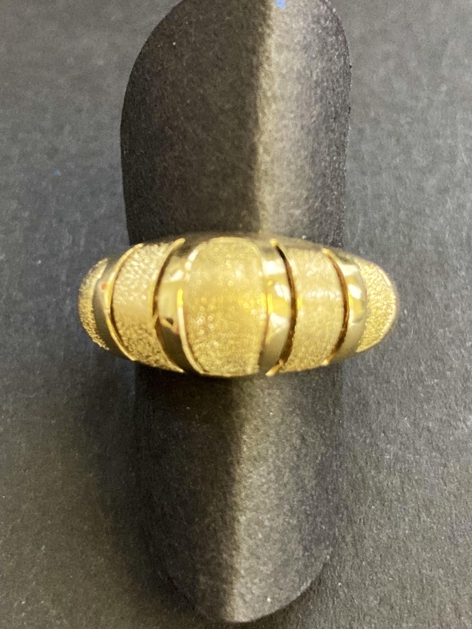 14 karaats  geelgouden fantasie ring kopen? Bied vanaf 180!