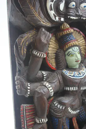 Niet of onleesbaar gesigneerd - Prachtige Oude Houten Relief Plaquette Zes Armige Shiva (19e eeuw) kopen? Bied vanaf 1!