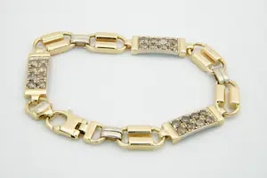 23 - Robuuste 18 krt goud en ca. 3.60 ct diamanten seventies retro armband kopen? Bied vanaf 2100!