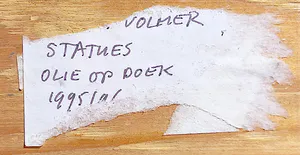 Robert Volmer - Statues, olieverf op doek (mooi ingelijst, groot) kopen? Bied vanaf 395!