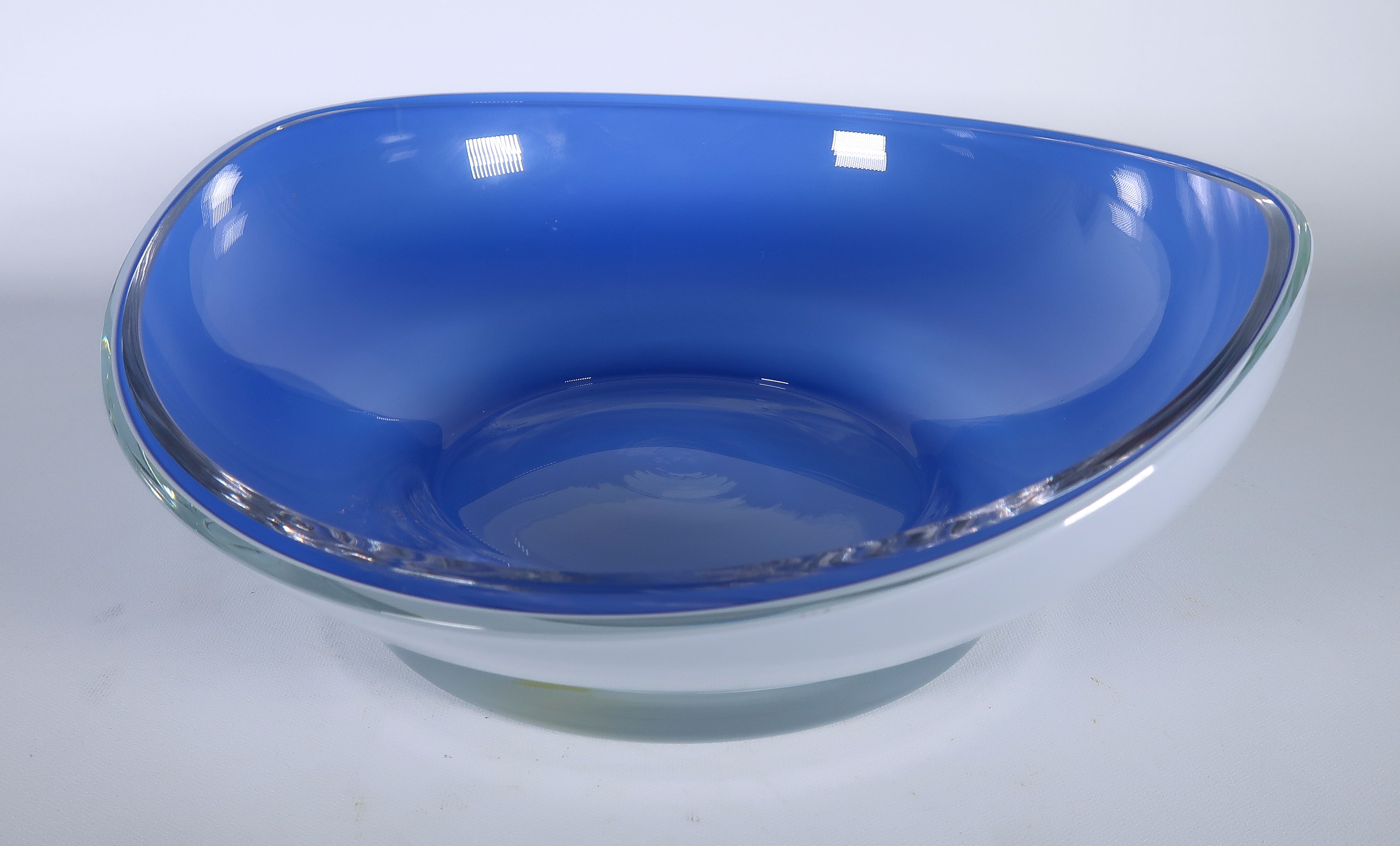 Novy Bor - Glas, Twee schalen kopen? Bied vanaf 1!