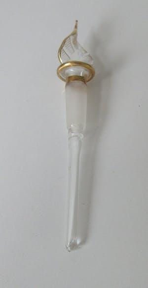 Niet of onleesbaar gesigneerd - Twee Venetiaans glazen parfumflesjes kopen? Bied vanaf 10!