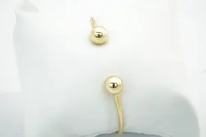 10 - Elegante 18 karaats geel-gouden "bolletjes" armband gekeurd kopen? Bied vanaf 620!
