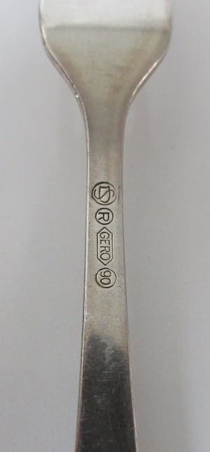 Buy GERO - Twee verzilverde ontbijtvorken model Distinction ontwerp Dick Simonis? Bid from 1!