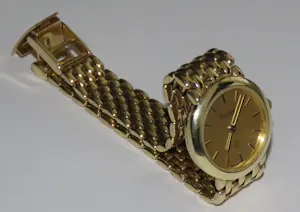 Gouden dames polshorloge van het merk Bouchard, 14 karaat kopen? Bied vanaf 2350!